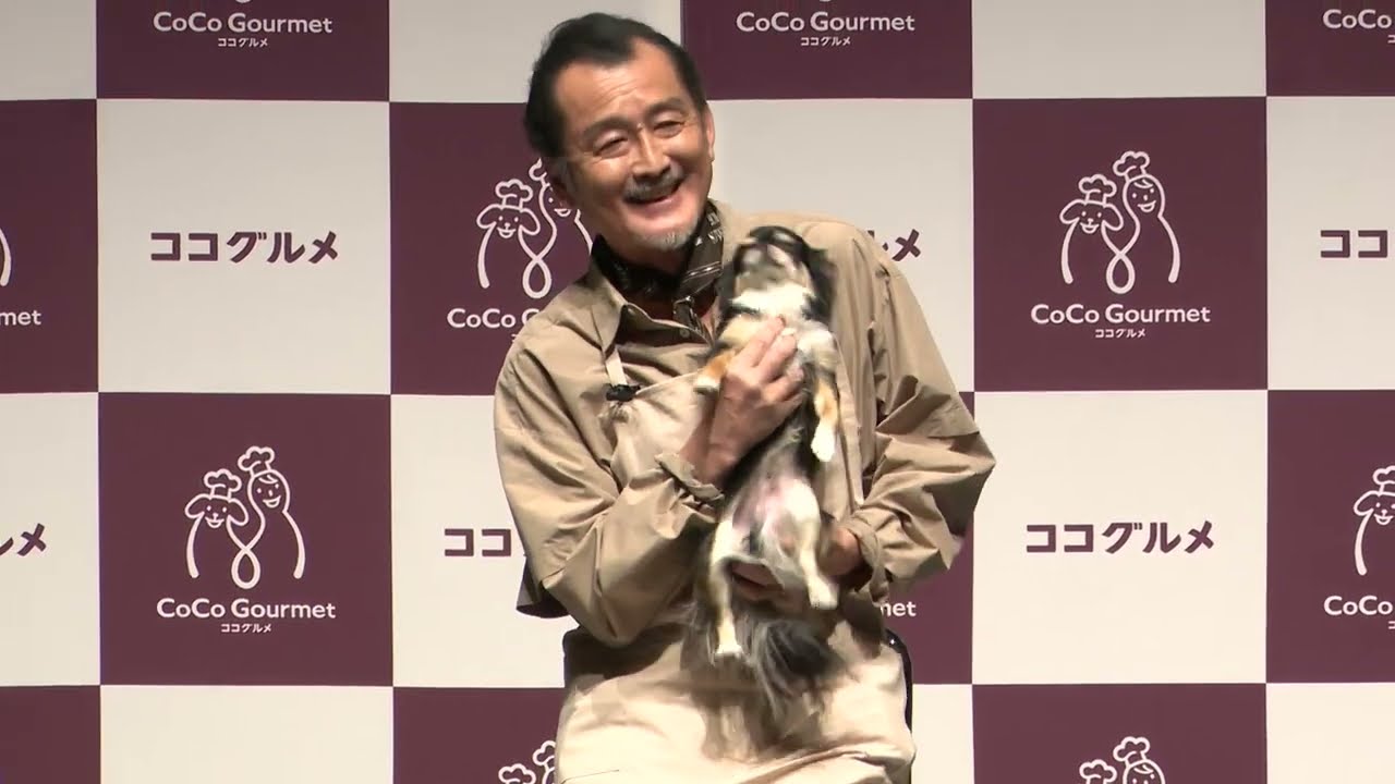 吉田鋼太郎が登場！『「ココグルメ」新CM発表会』
