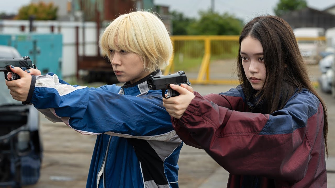 高石あかり×伊澤彩織！ 新しい学校のリーダーズが主題歌／映画『ベイビーわるきゅーれ 2ベイビー』特報