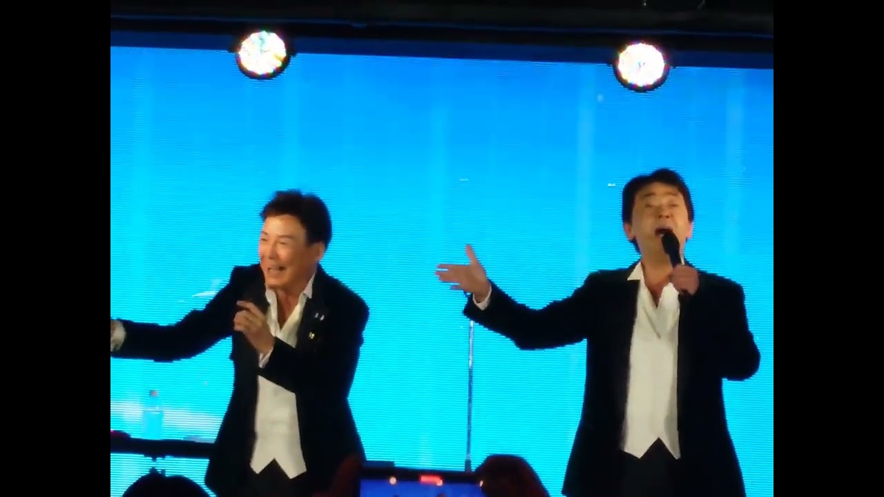 青空のおしゃべり.江木俊夫.おりも政夫.2023 .1.7.横浜ハンマーヘッド🤗🍀🖐️❤️💛夜の部