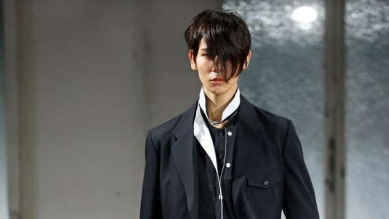 Snow Manラウール「ヨウジヤマモト」のパリコレショーにモデルとして出演