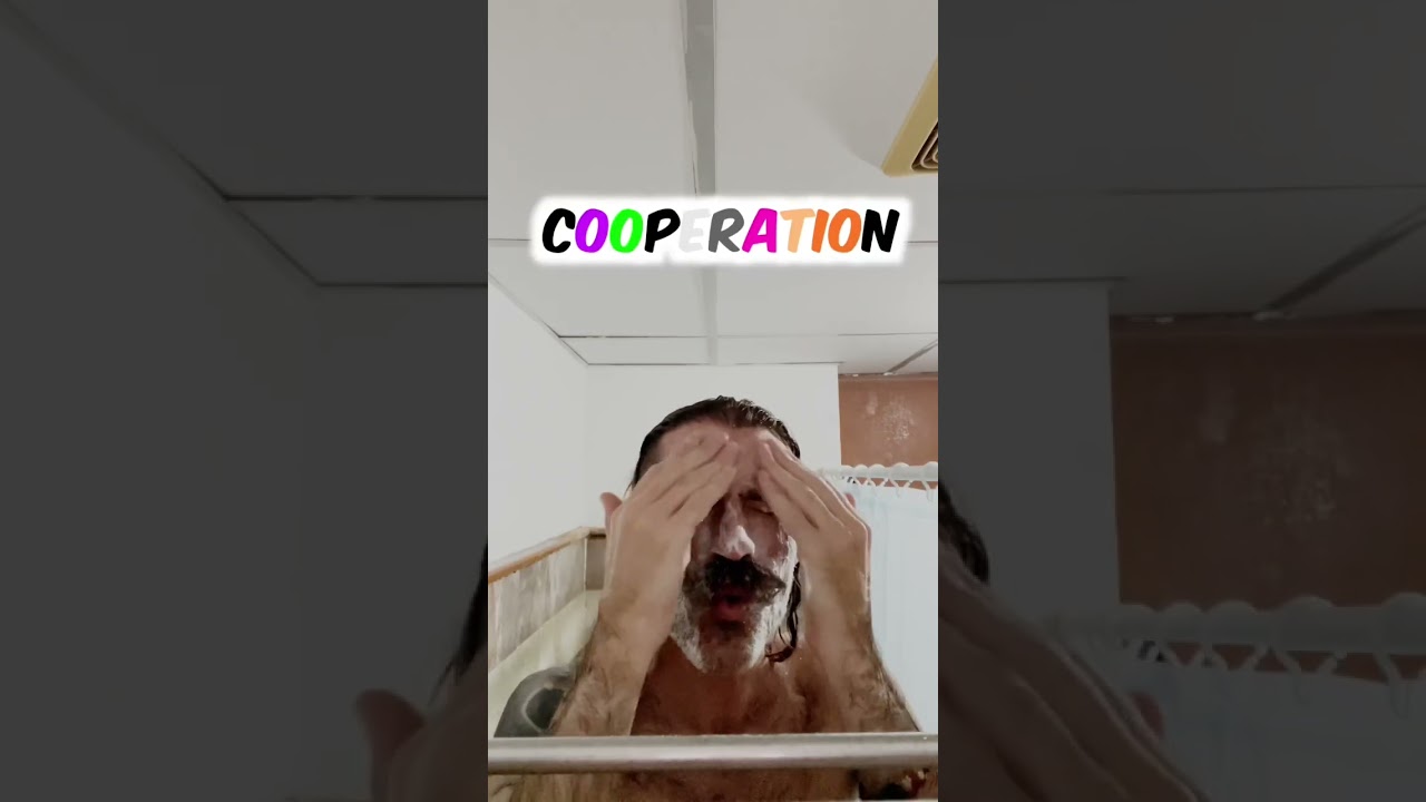 シャワーを浴びているときに、mercedes という単語の e には 3 つの異なる音があることに気付きました #外国人 #お笑い