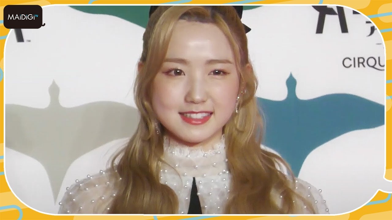 AKB48本田仁美、フラフープで「入れるかな？」　チョコプラと出演アピール！　「ダイハツ アレグリア-新たなる光-」日本公演グランドオープニング