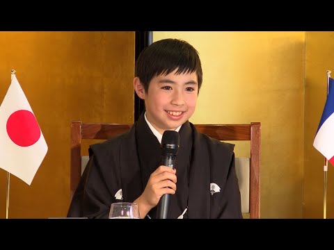 寺島しのぶ長男の寺嶋眞秀、「初代尾上眞秀」名乗り初舞台へ　夢はフランス公演（初代尾上眞秀 初舞台 記者会見／寺嶋眞秀 寺島しのぶ 尾上菊五郎 尾上菊之助）