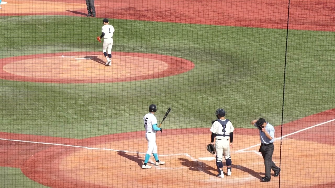 2022/11/18(金) 下村健太郎(英明高校) vs 伊藤光輝(山梨学院高校) キャッチャー犠牲バント