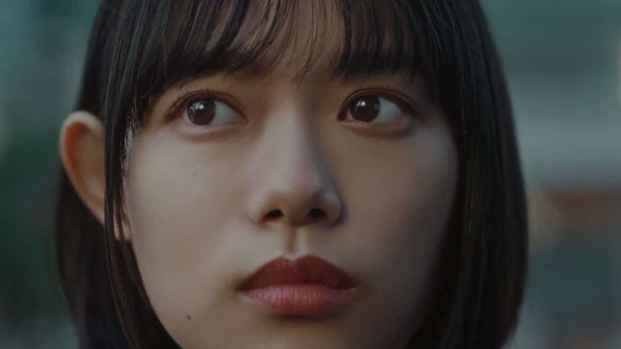 日経電子版　２０２３CM　杉咲花「もう若手じゃない」１５秒