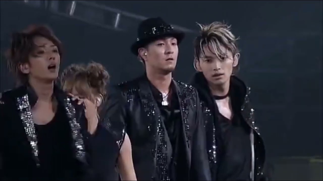 負けない心 2010.09.11 / AAA Buzz Communication 【AAA 5th Anniversary Premium Award at YOKOHAMA ARENA】