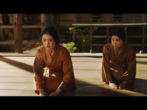 お葉は今川家臣・鵜殿家の血筋の娘。鵜殿長照（野間口徹）を討った家康は罠を警戒したものの、於大と瀬名に押し切られた。