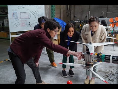 舞いあがれ！ 第122回 予告 福原遥（舞）が高杉真宙（刈谷）と空飛ぶクルマで万博目指すも舞いあがれの最終週。貴司が大変なことに！。