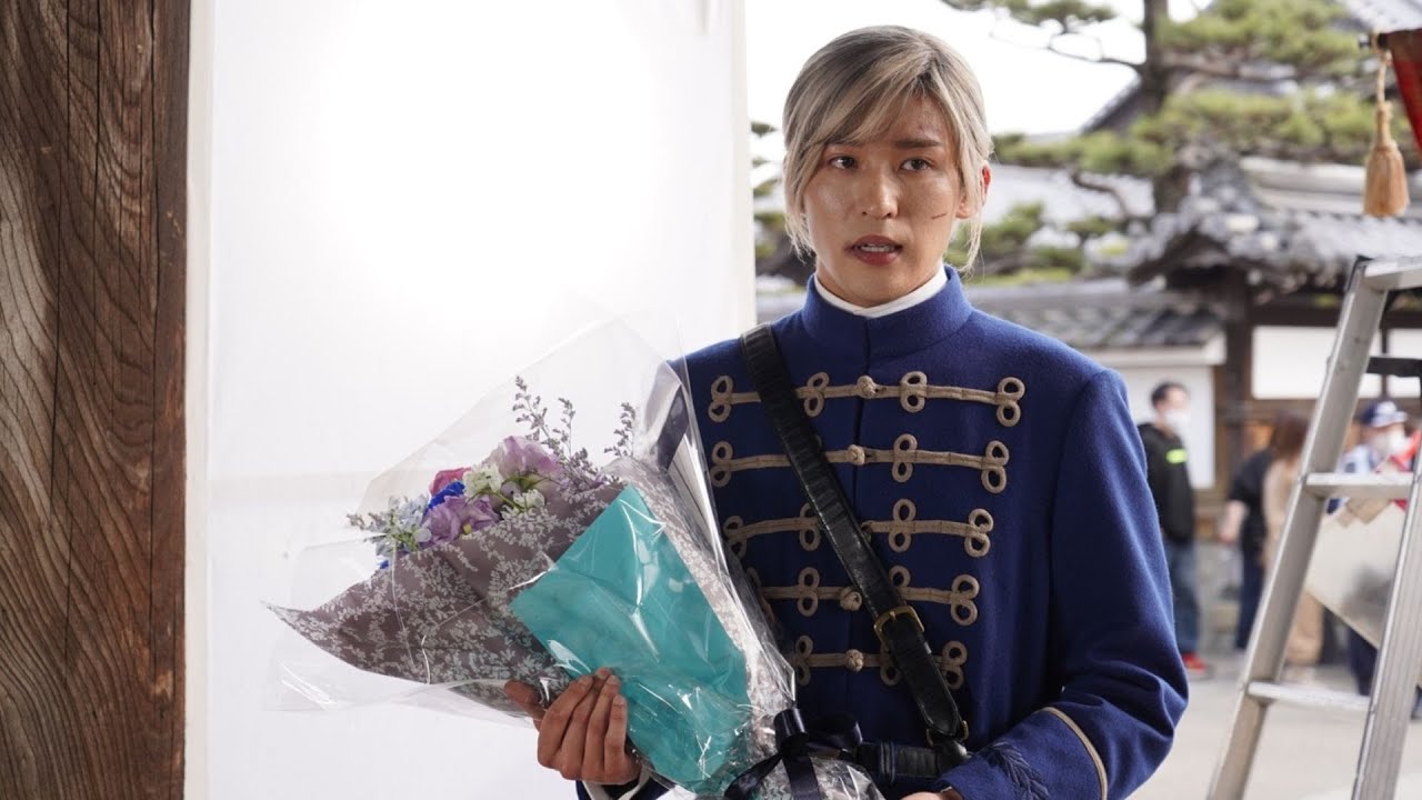 目黒蓮（Snow Man）の超至近距離映像も！ 映画『わたしの幸せな結婚』大ヒット御礼舞台挨拶の裏側動画公開