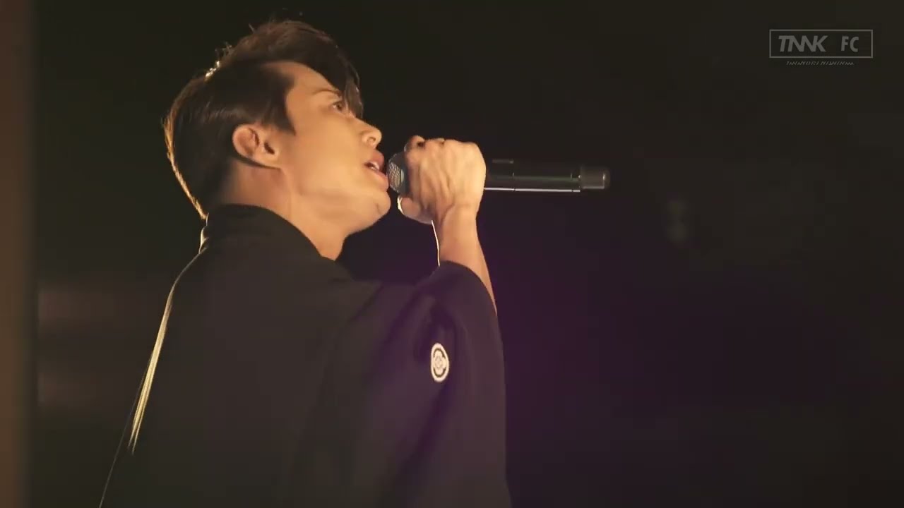 T.M.R-e / はじまる波 (Hajimaru Nami)