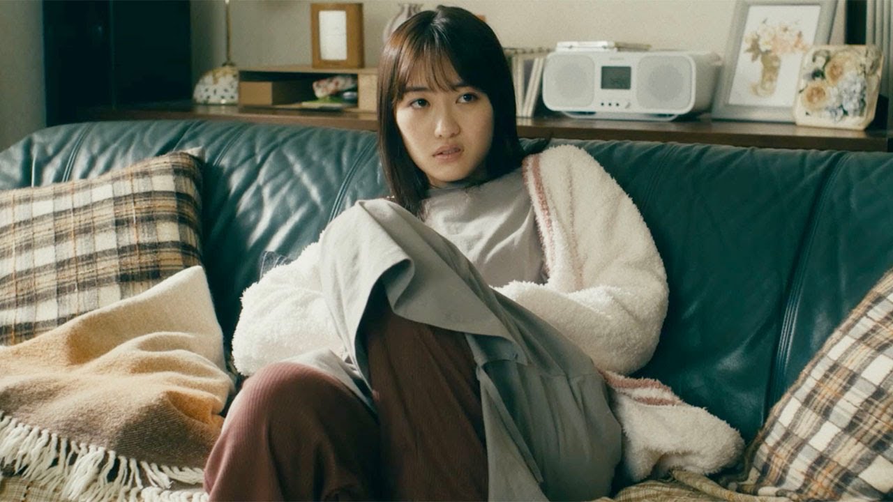 工藤遥、”父”光石研の質問攻めにドン引き!?「気持ち悪すぎ…」　映画「逃げきれた夢」本編映像
