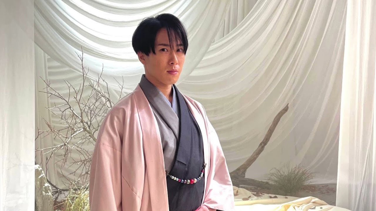 Snow Man宮舘涼太、自身のうちわとペンラ持参の“伏線回収”が話題「フリだったんだ」「感激」