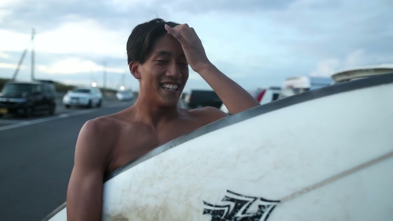 鈴木仁プロ｜サーファーインタビュー🌸🇯🇵🌸🇯🇵朝倉海にそっくり