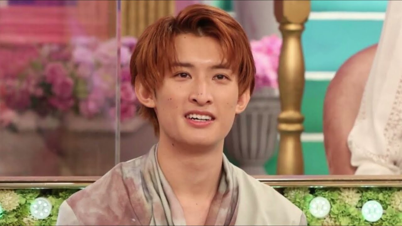 Snow Man向井康二、“同期”ジャニーズWEST藤井流星は「俺のいい話をする」愛ある対応が話題