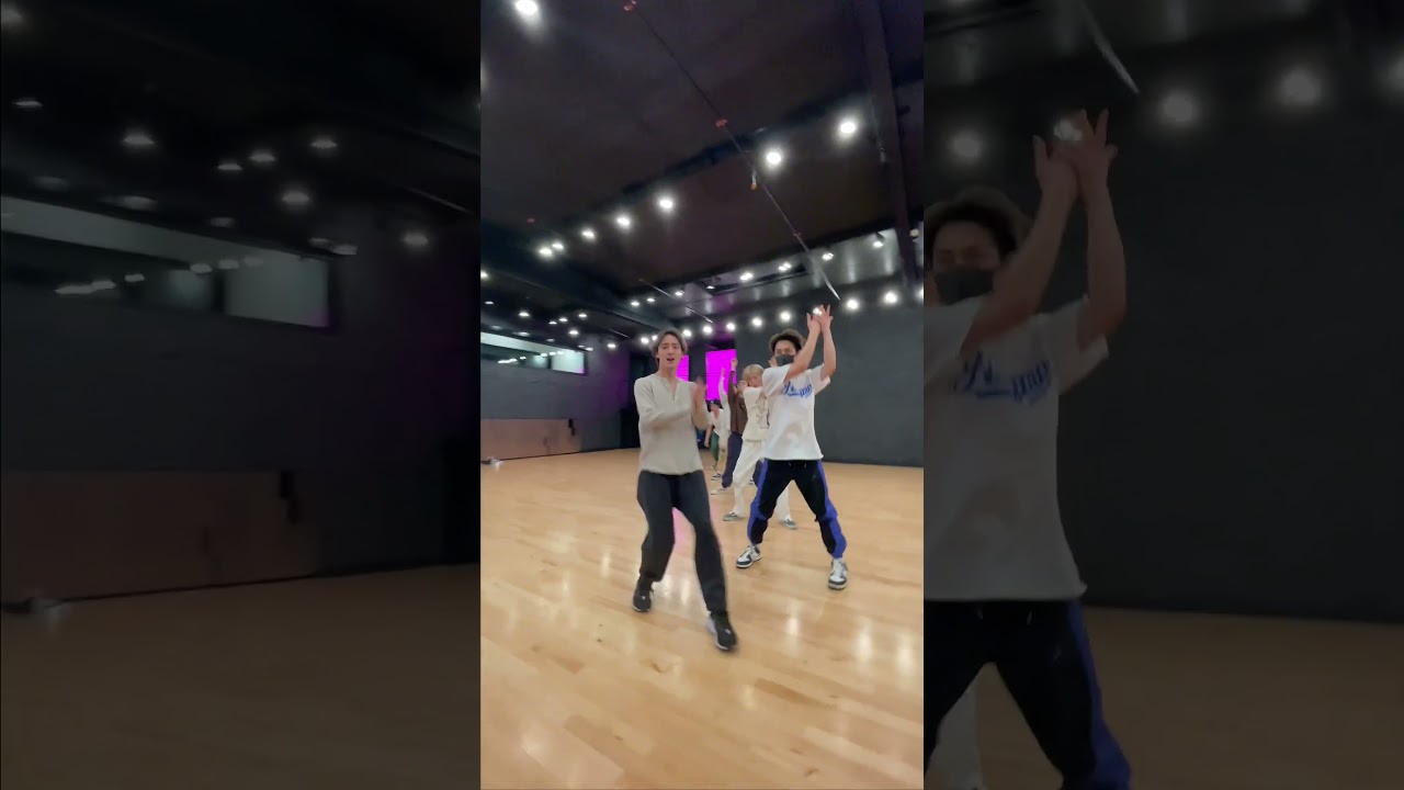 [Travis Japan] ‘Candy Kiss’ - Dance Practice Day-1 #TravisJapan #CandyKiss 🍭💋 #Shorts