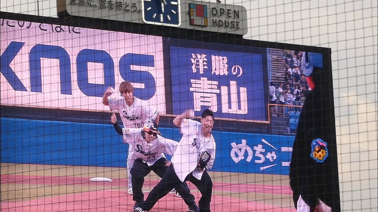 【始球式】白濱亜嵐さん MAKIDAIさん DJ DARUMAさん スクリーン撮影【神宮球場2023/08/15】