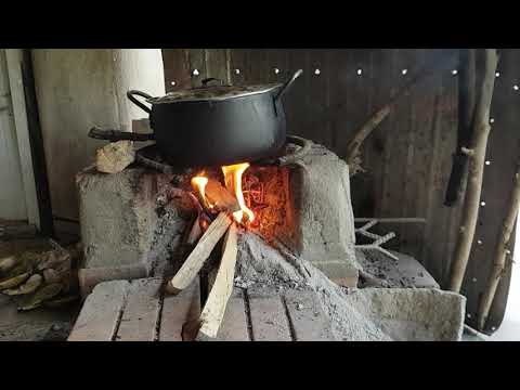 今日、リッキーへのプレゼントとしてとても素敵な消防車を買ったところです