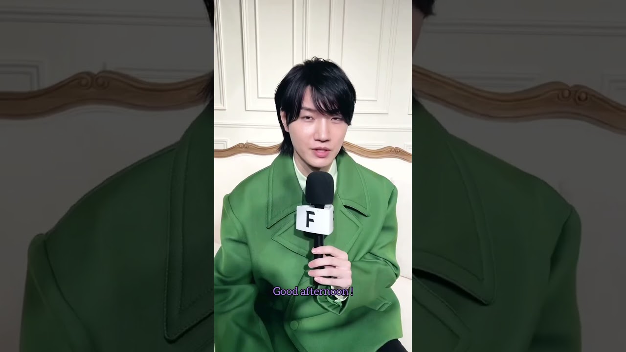 桜田通 | Dori Sakurada Valentino Garavani - Black Tie 🍃🥗 #아이유 #LoveMeAgain