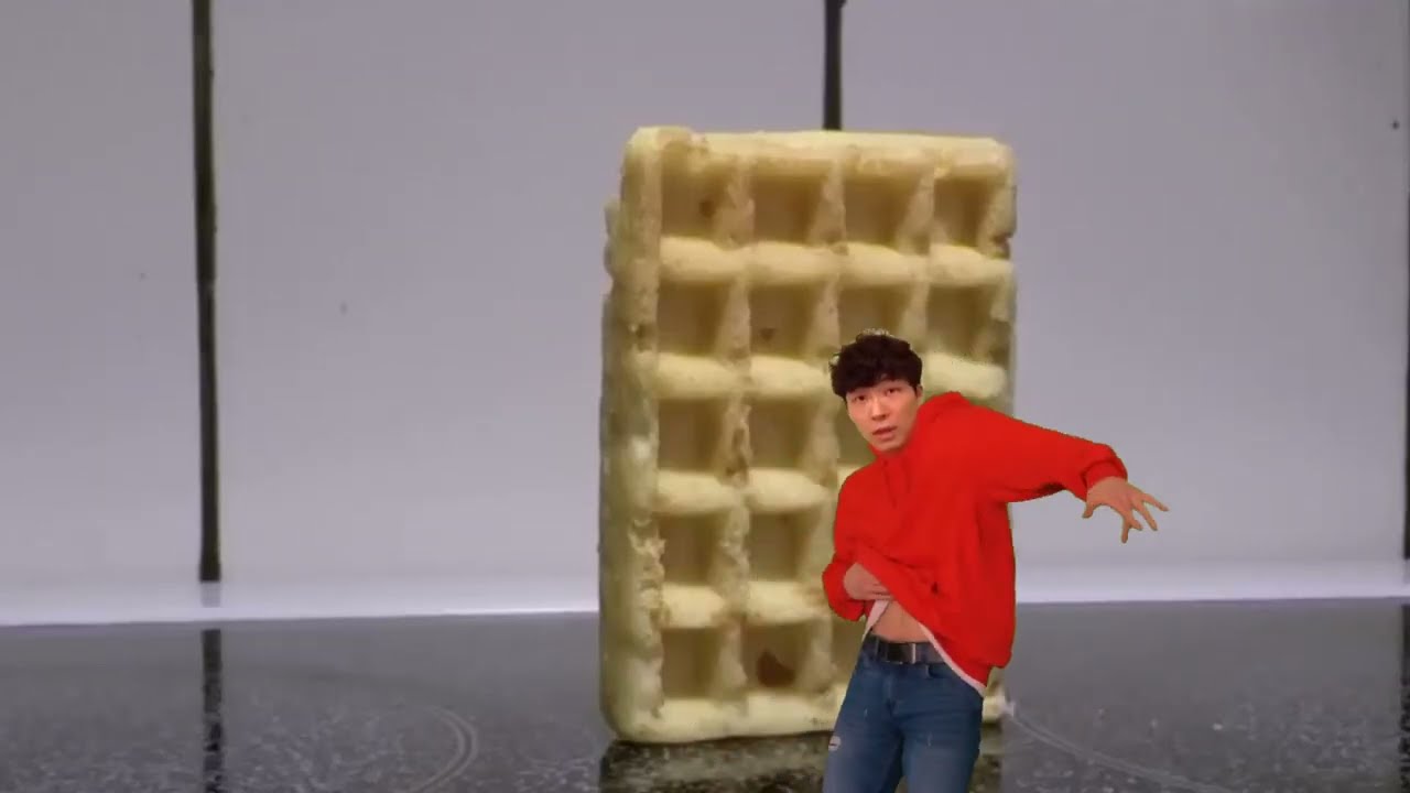 waffle falling over with 星野源～うちで踊ろう～