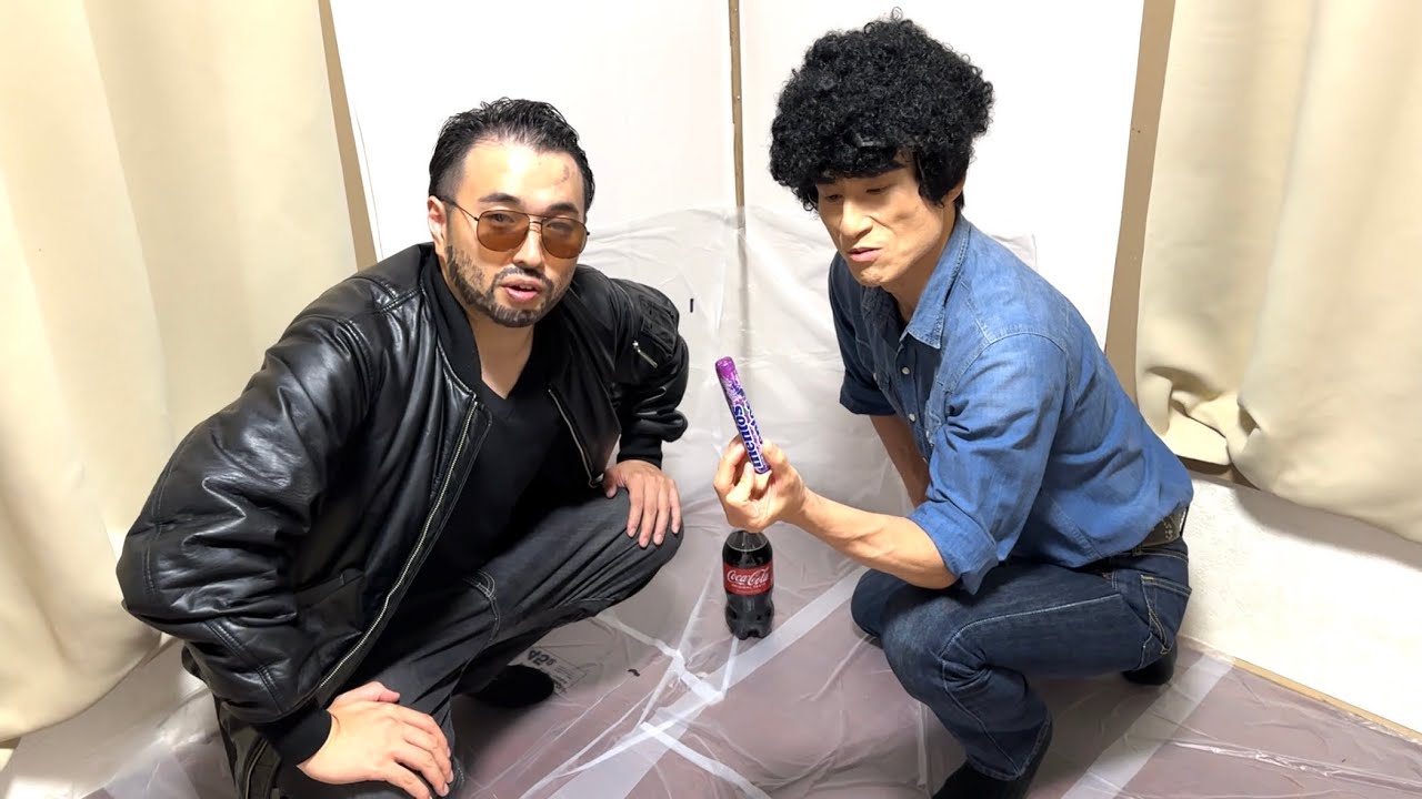 メントスコーラする大塚明夫と藤岡弘