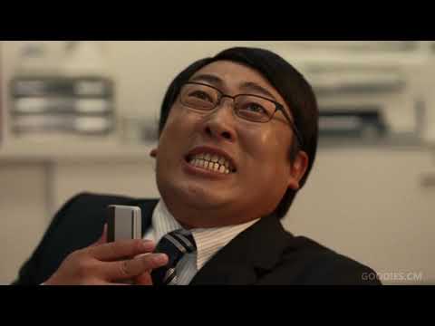 docomo ｢ケータイへの感謝｣篇 - 秋山竜次／堤真一／高畑充希 - ♪ 秋山竜次 ｢スマホへの旅立ちの歌｣（30sec）