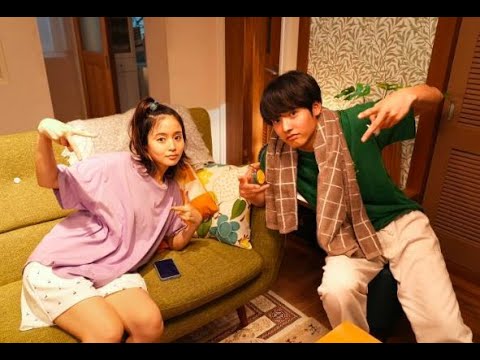 新着- 赤楚衛二、藤原さくらとキメキメピース！「こっち向いてよ向井くん」イケイケな兄妹ショットにほっこり