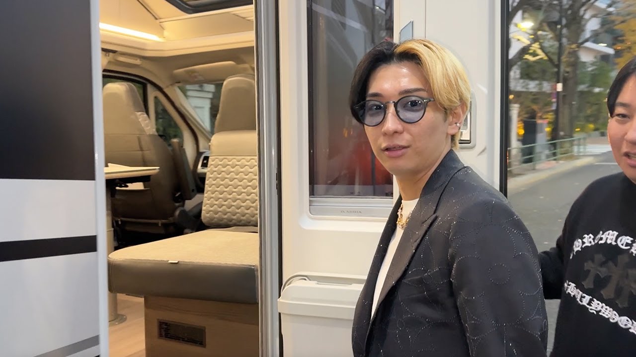 1900万円のキャンピングカーを購入しました