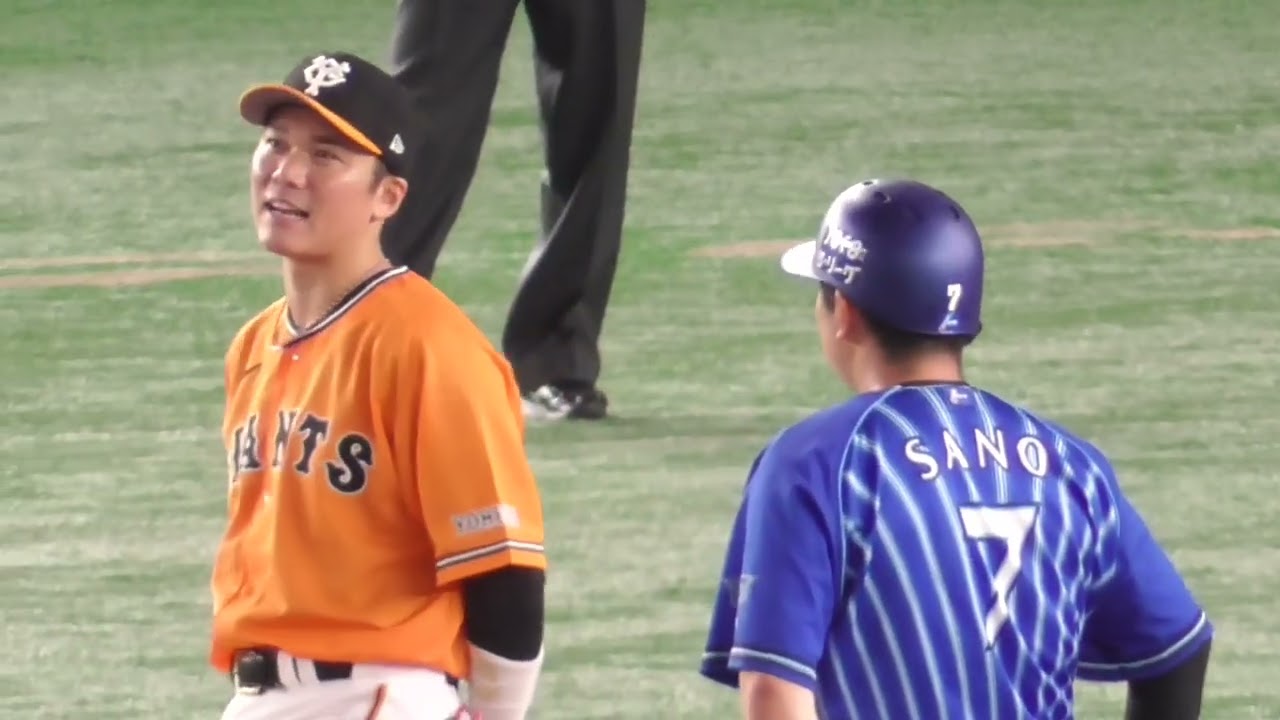 リクエストで佐野恵太とパクパク話す坂本勇人