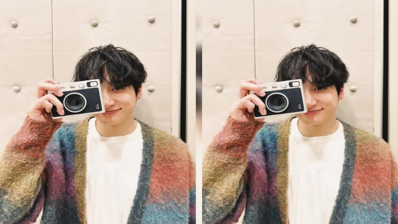 新着- 小関裕太、目が合ったみたいでドキドキ？！カメラを構え最高の笑顔