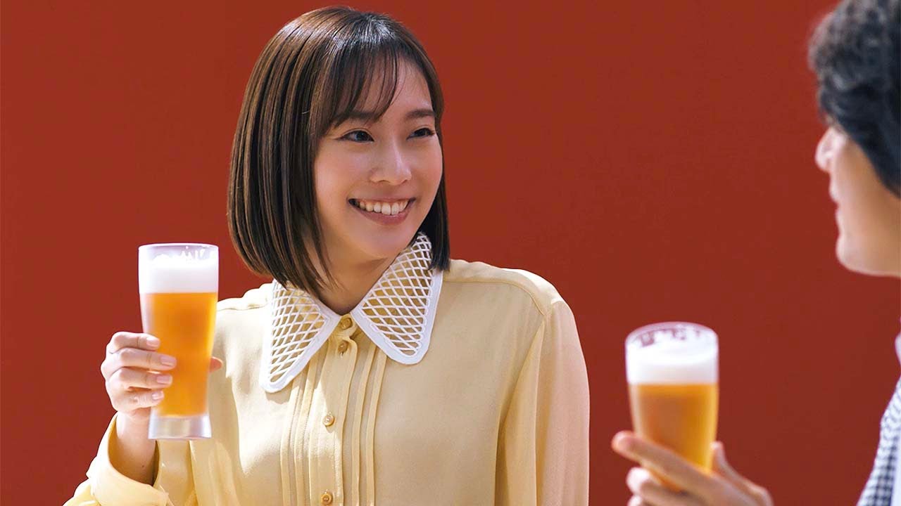 石川佳純、普段はお酒飲む？江口洋介と初共演＆初乾杯　松山ケンイチ＆広瀬アリス＆岸井ゆきの＆竜星涼も　「本麒麟」新CM「新しい本麒麟はじまる」