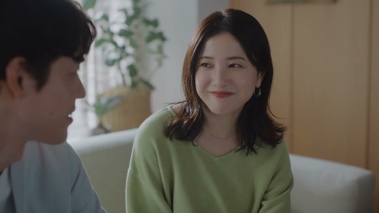 吉高由里子、宮沢氷魚出演／GLOBAL WORK（グローバルワーク）新CM「スッキレイニットは、まちがいない服。」篇　15秒