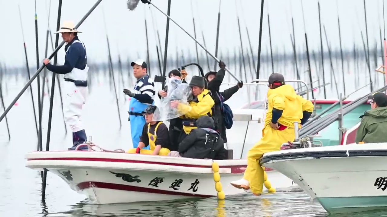 佐賀を舞台の映画「ら・かんぱねら」 ノリ漁師・伊原剛志さん、いざ本番　有明海の漁船で撮影スタート（2024年3月17日、有明海）