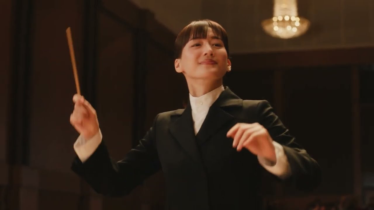 綾瀬はるか、賀来賢人、ハナコ岡部出演／日本生命新CM「みらいのカタチ生活サポート W『ダブルでサポート！』」篇