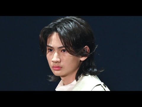 B1- 市村正親の長男・市村優汰、“美腹筋”のぞかせたダンス動画に反響「色気がダダ漏れ」「カッコよすぎ」 母は篠原涼子