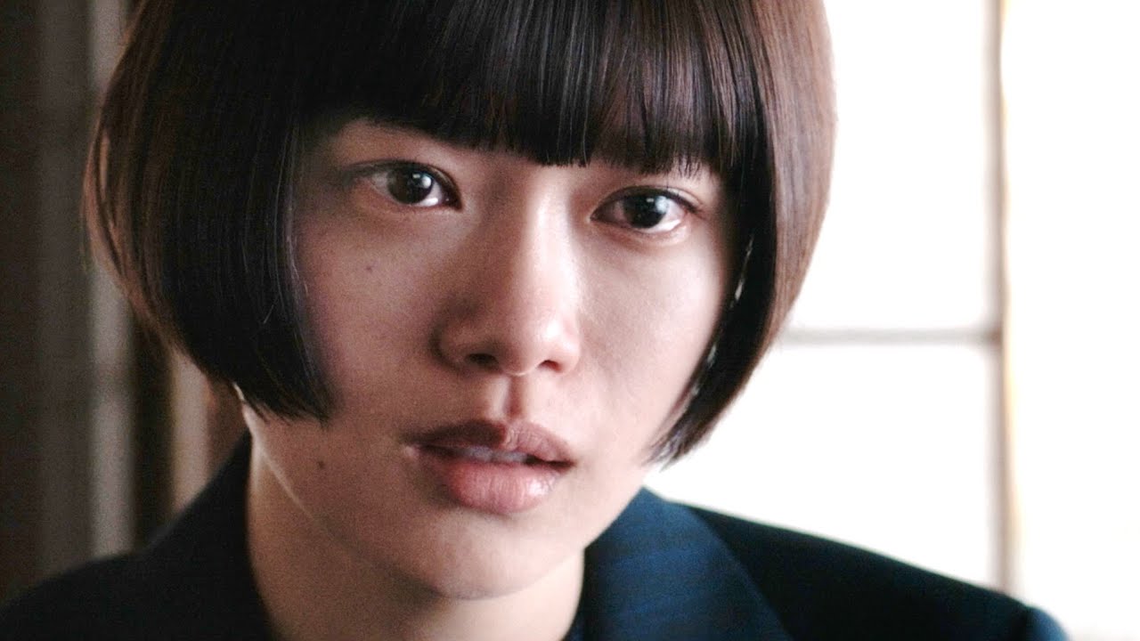 杉咲花、親友・森田想の死の真相に捜査権が無い警察事務職員が立ち向かう／映画『朽ちないサクラ』予告編