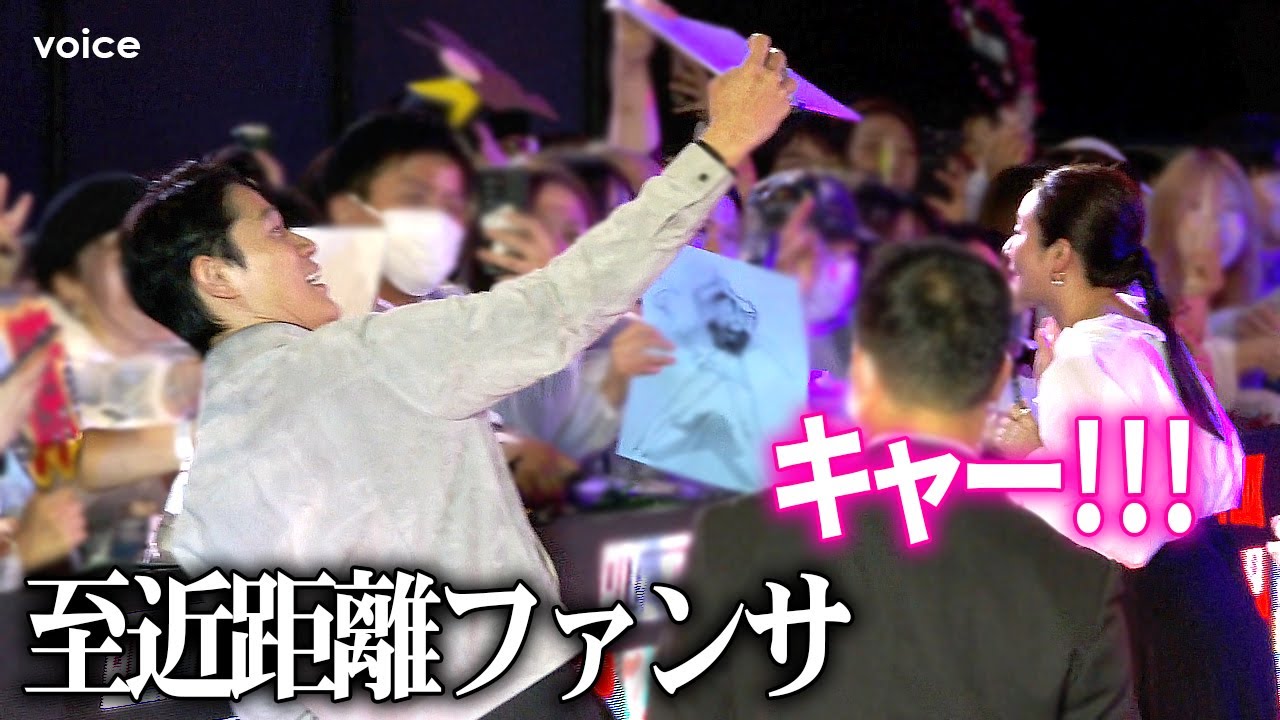 鈴木亮平×森田望智×安藤政信×木村文乃「シティーハンター」聖地・新宿でブルーカーペット