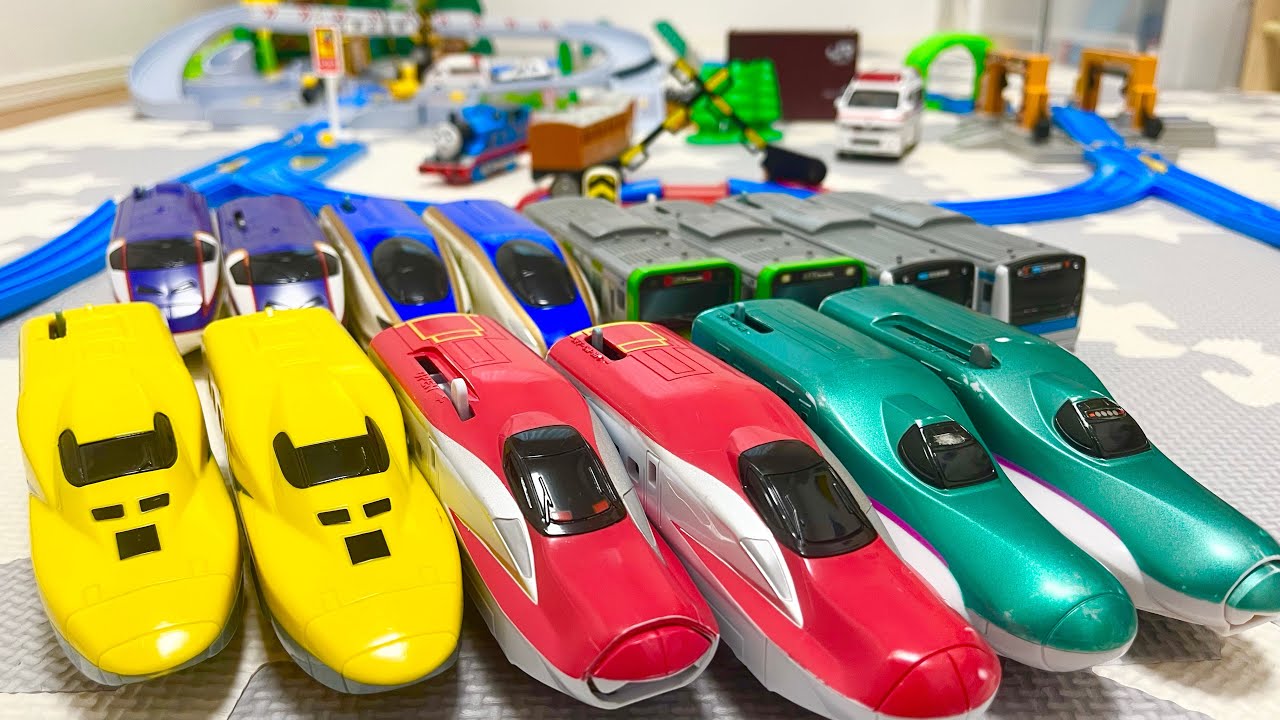【プラレール】たくさんの電車と新幹線を紹介しながら線路を走るよ　Many trains run