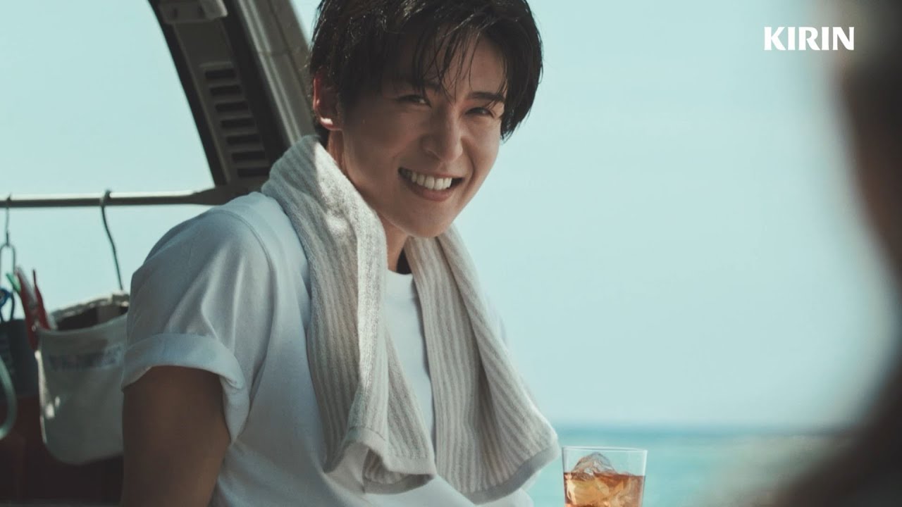 キリン　午後の紅茶　ゆっくり溶ける午後篇　１５秒