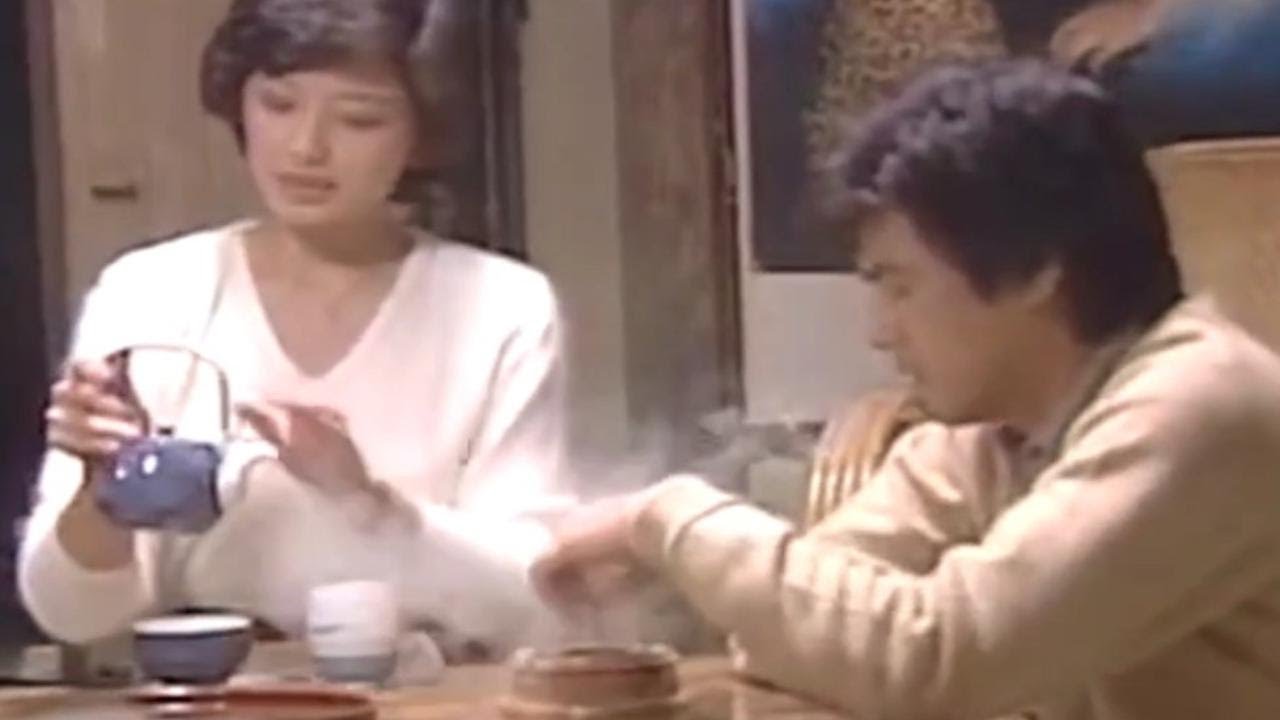 山口百惠婚前约定第一条就是让三浦友和戒烟，老天！抽太猛了！！