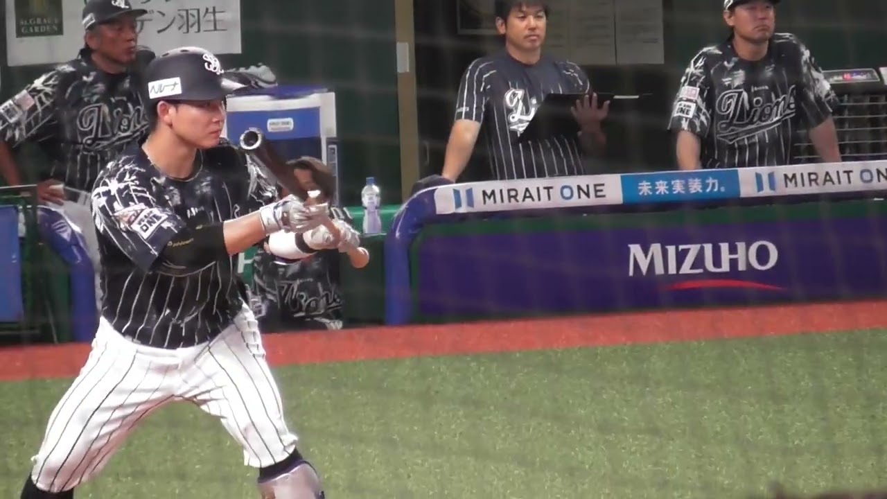 【古賀悠斗 3回裏 送りバント成功】ベルーナドーム 西武vsソフトバンク　2024/08/14