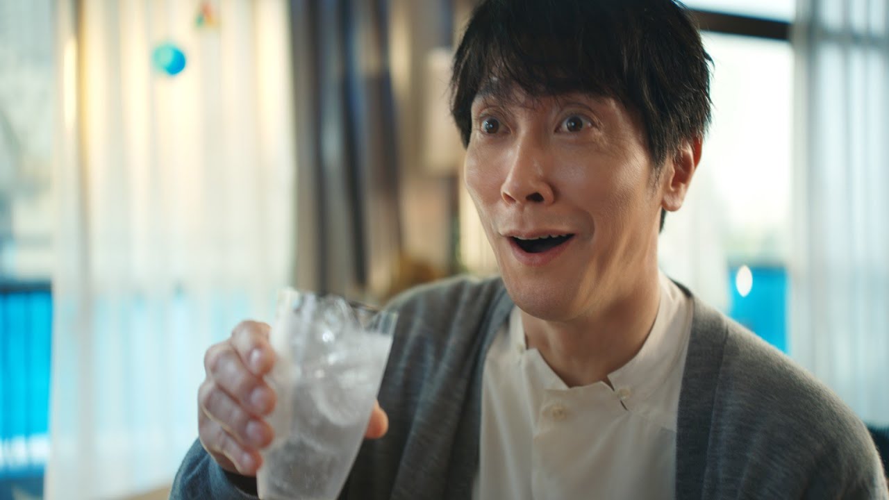 上々　焼酎ソーダ　そりゃあ幸せだ。篇　30秒