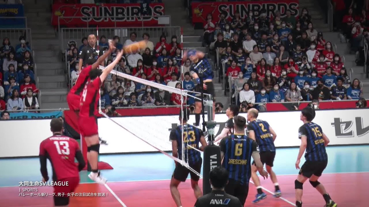 【LIVEゾクゾク スカパー！】吉田鋼太郎出演CM「9月もLIVEゾクゾク！スポーツ篇」15秒