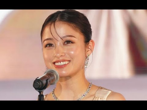 橋本環奈の農作業姿に反響　次期朝ドラ「おむすび」公式インスタにショット