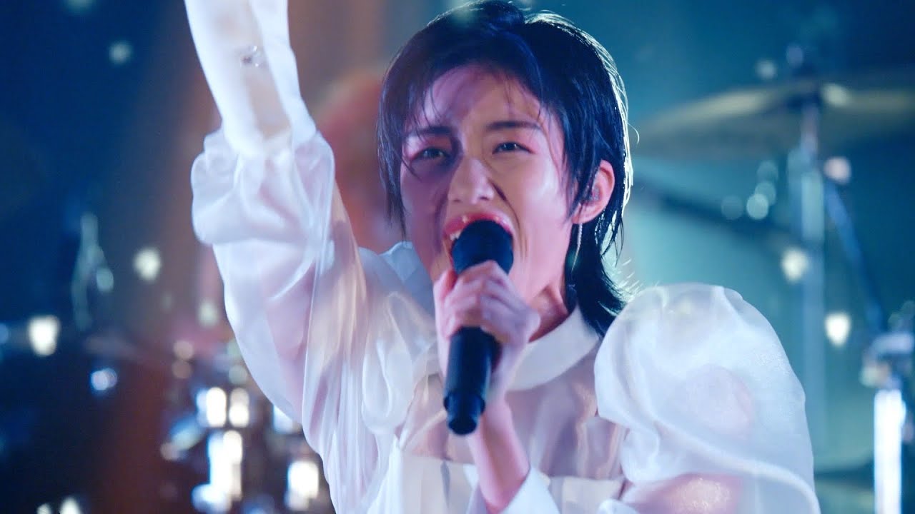 河合優実、アイドルデビューで名曲「なんてったってアイドル」熱唱！圧巻のステージに神木隆之介も大興奮　『クラフトボス』 新TV-CM「宇宙人ジョーンズ・アイドル」篇
