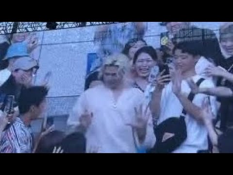 【藤井風】ざわめきと共に観客席から登場する！！in日産スタジアム