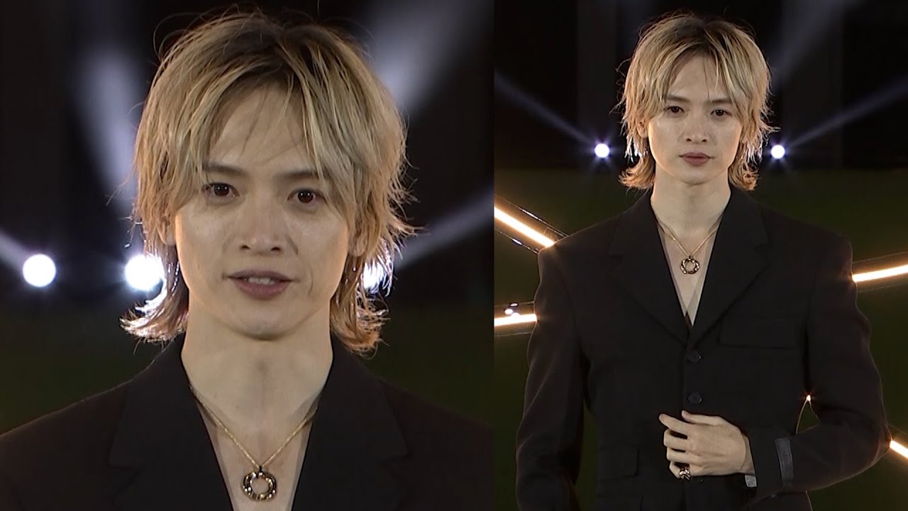 玉森裕太、胸元の開いた「セクシースーツ」姿は見逃し厳禁！