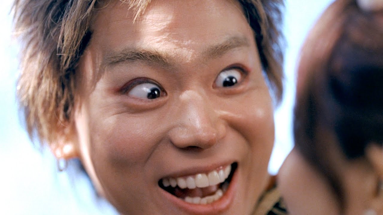 鬼ちゃん（菅田将暉）、田中みな実のかわいさに悩殺される【au新TVCM 三太郎】