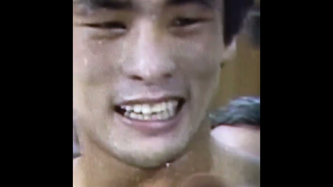 ダイナマイトパンチ‼️赤井英和さん。✨
