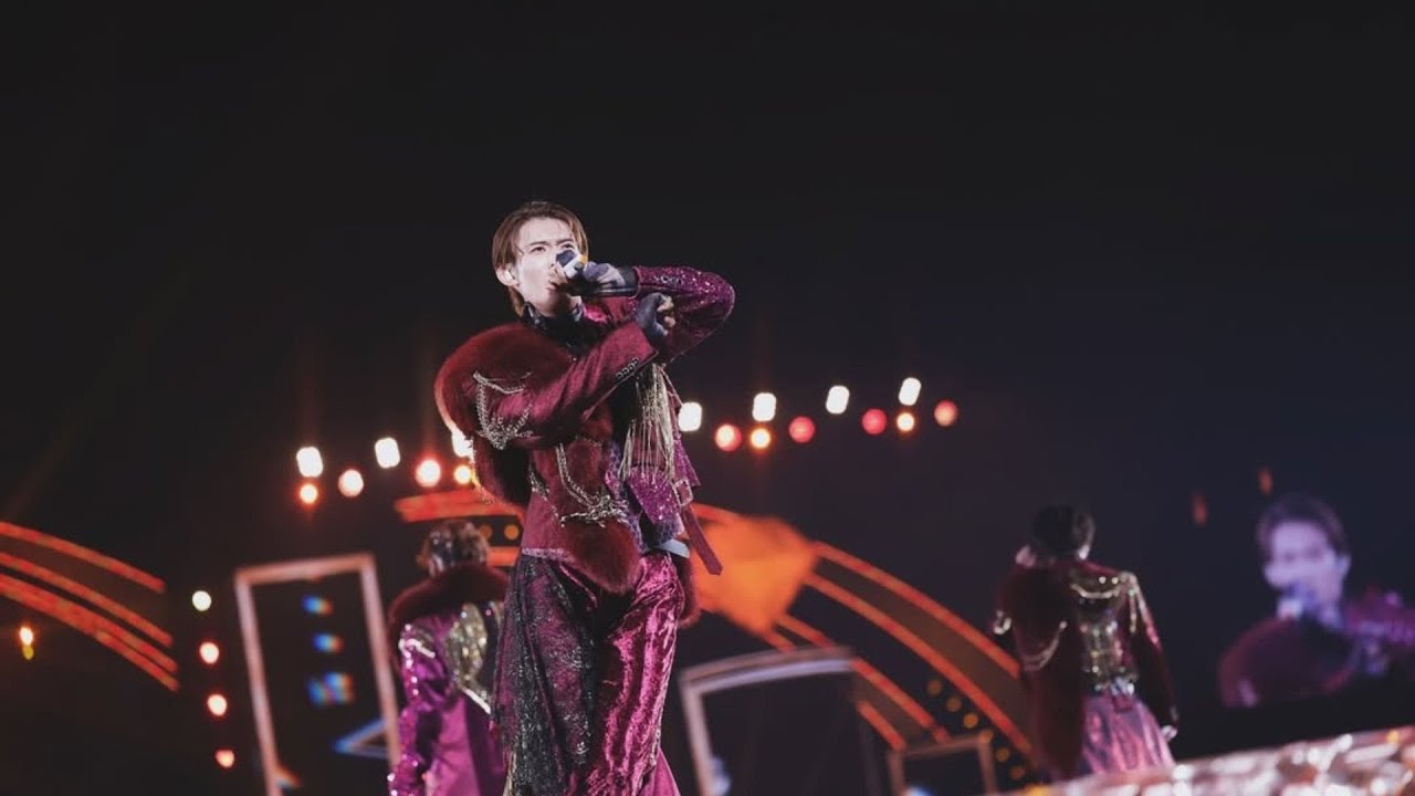 向井康二の暴投に深澤辰哉あ然！『Snow Man Dome Tour 2024 RAYS』ライブの思い出ショット公開