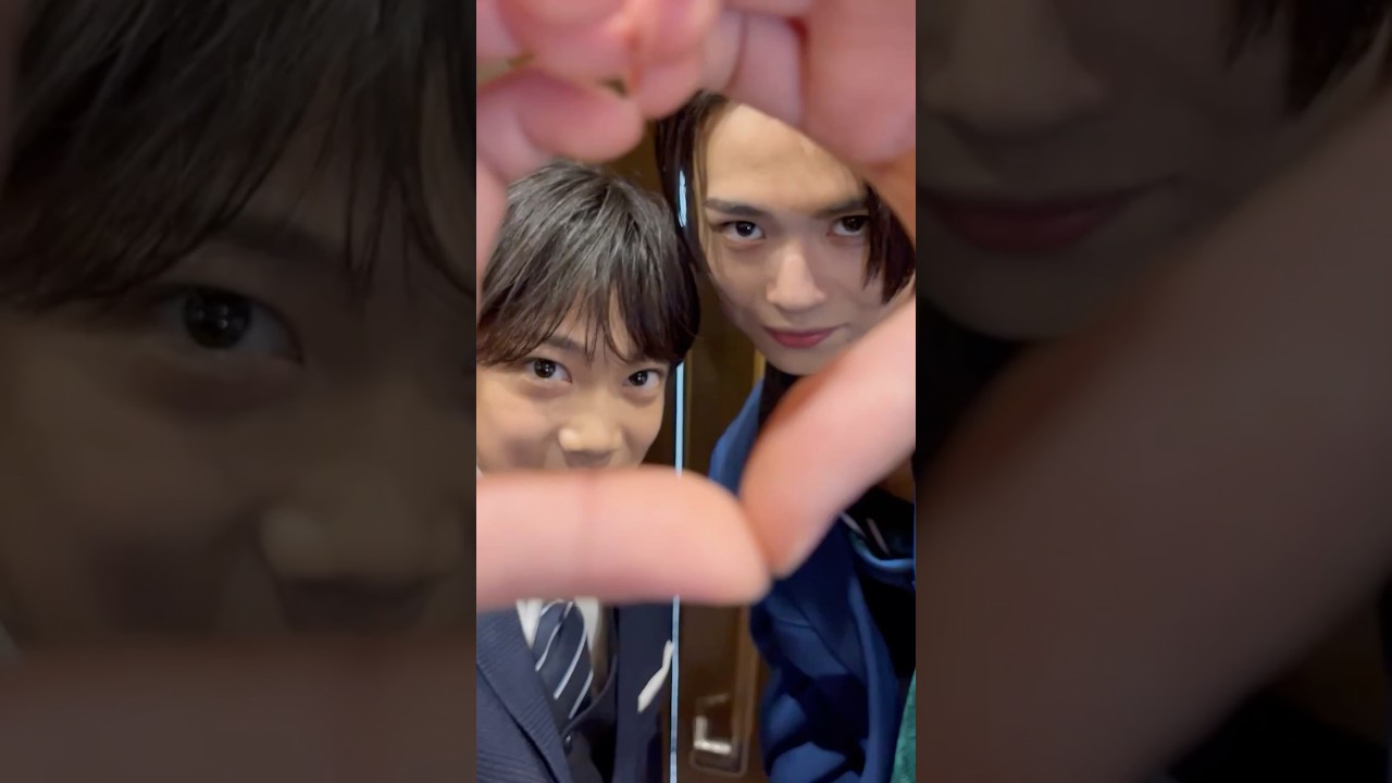 三男と四男で主題歌サビを踊りました🫧#恋の８秒ルール踊ってみた #ちょっと待って #織山尚大 さん #内田煌音 さん #最初のハート可愛いすぎ #まるで本当の兄弟 #うち弟 大ヒット上映中🎬